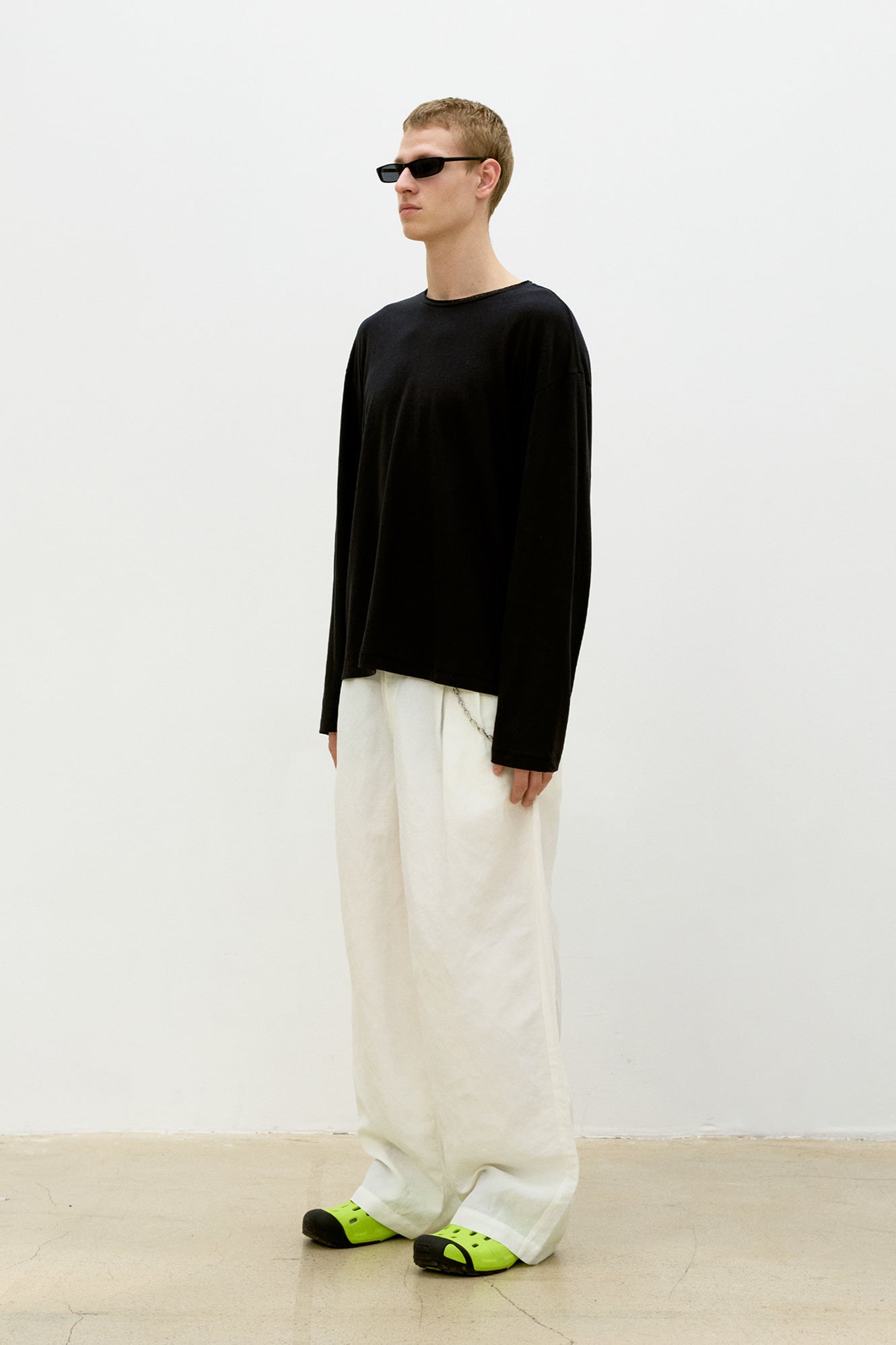 Linen blend long sleeve t-shirt (Black)