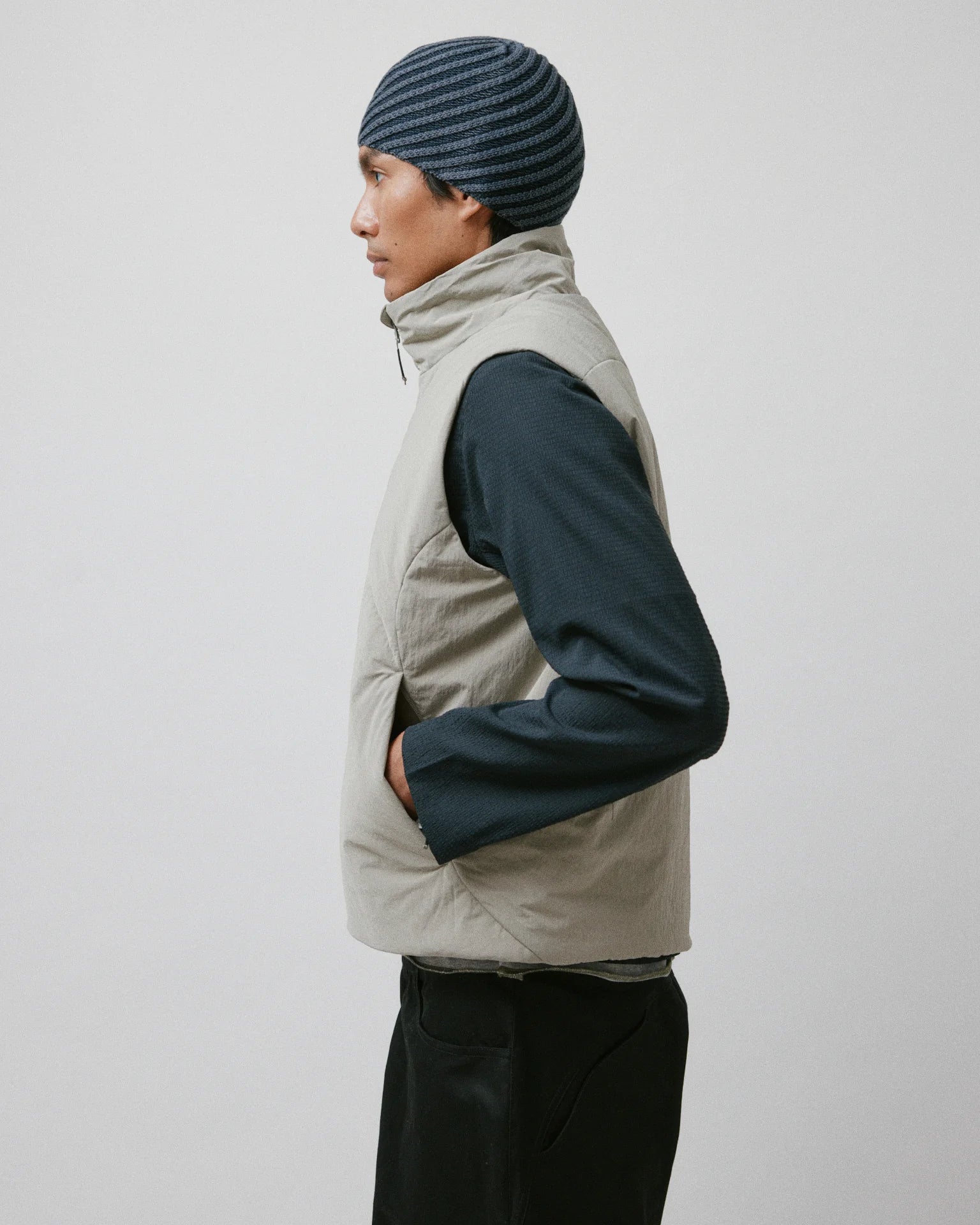 Stirrup Insulated Gilet Almond Shell