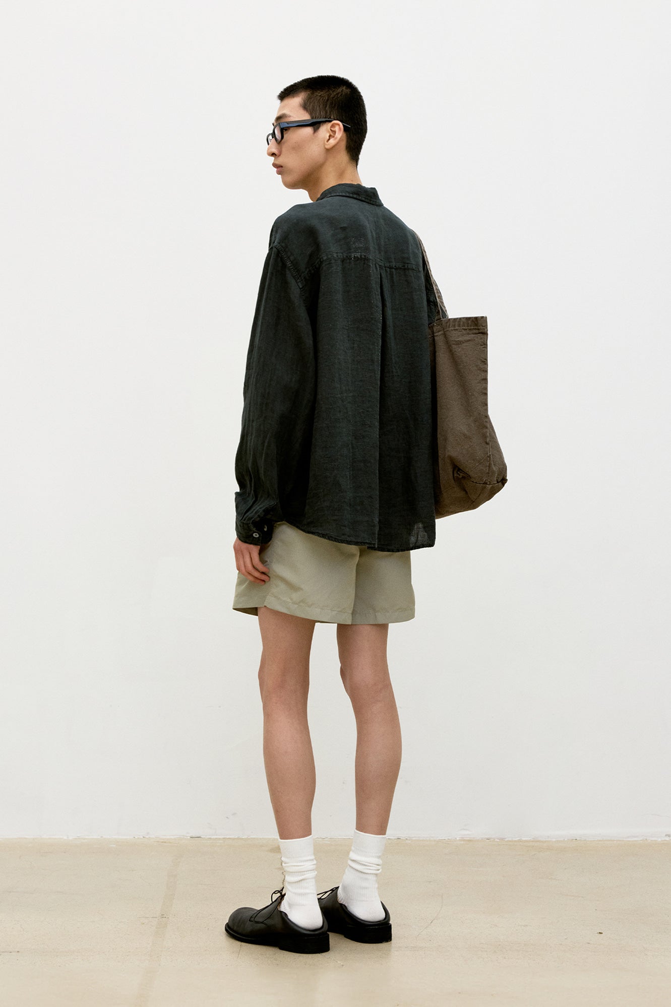 Linen dyed oversized shirt (Washed charcoal)