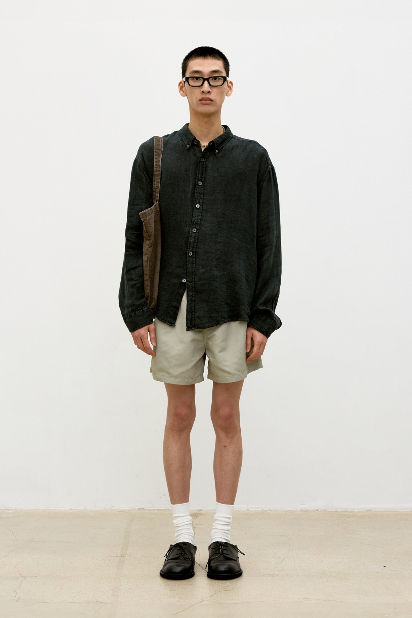 Linen dyed oversized shirt (Washed charcoal)