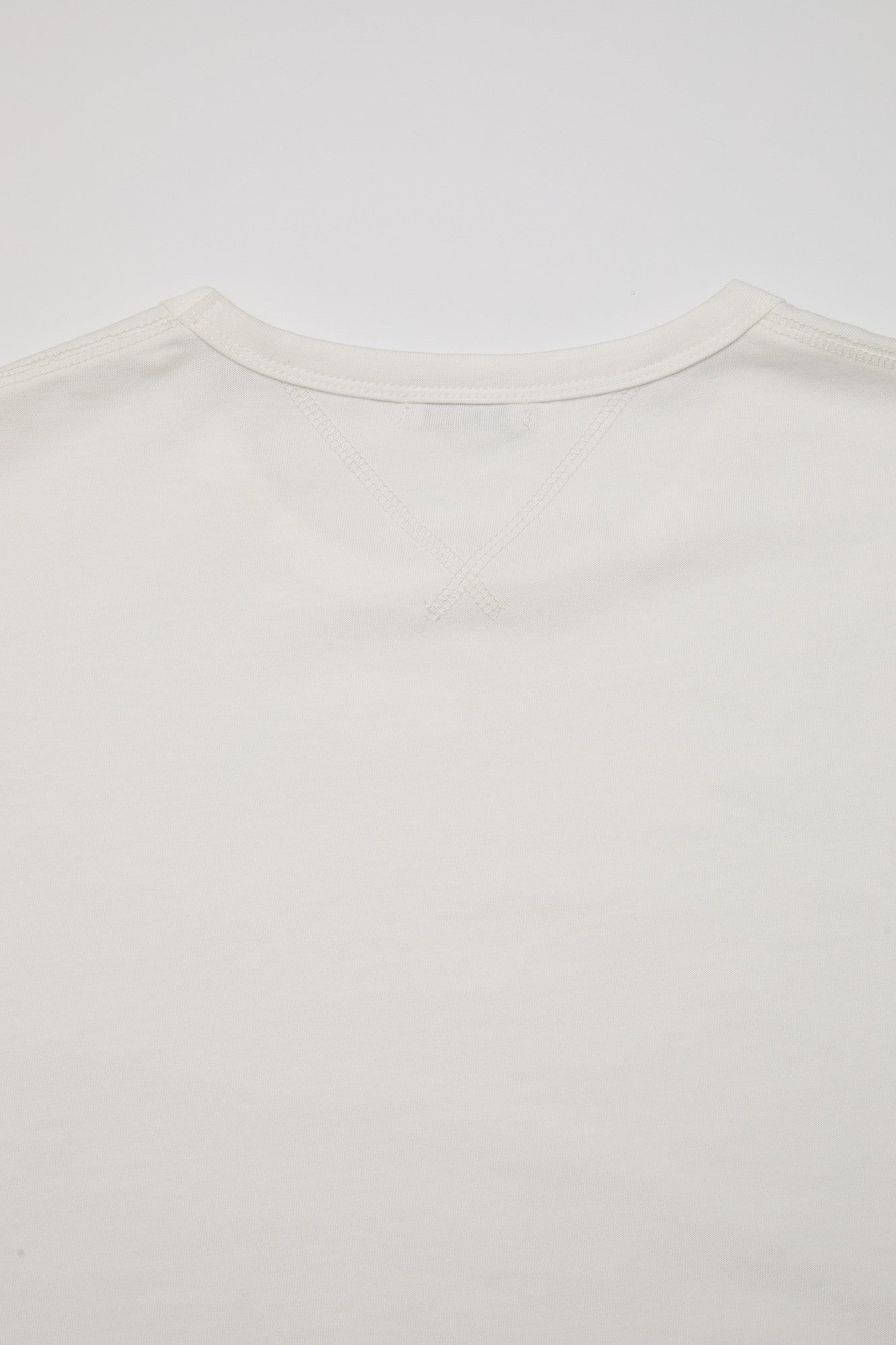 Chain stitch pointed crop t-shirt (Offwhite)
