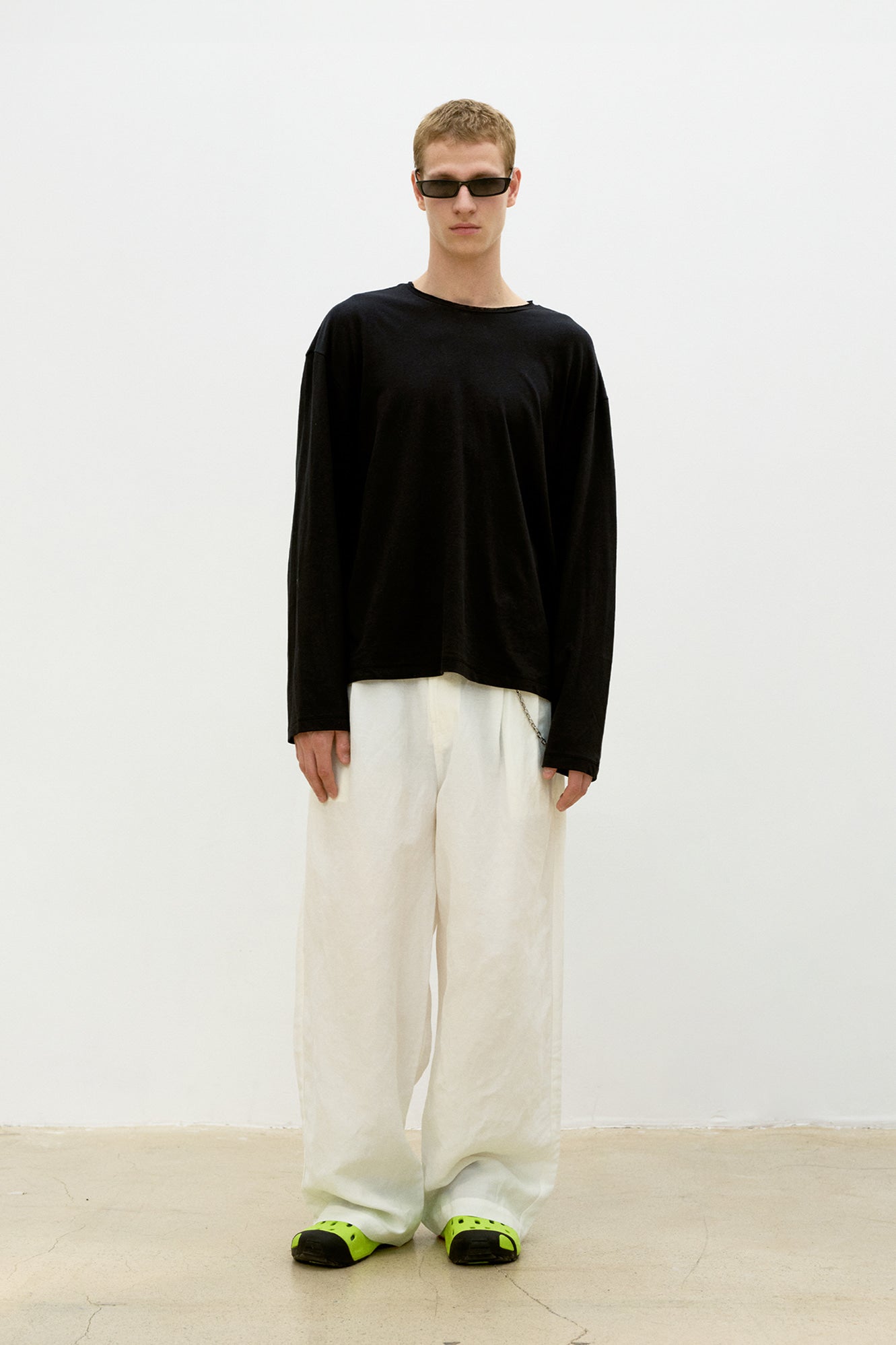 Linen blend long sleeve t-shirt (Black)