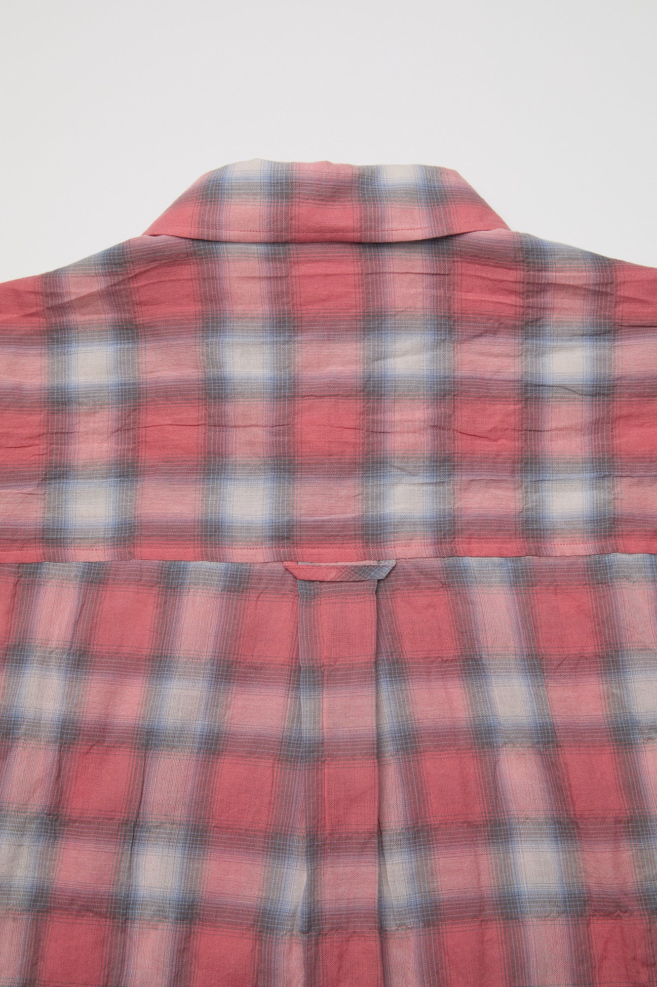 Seersucker ombre checkered shirt (Pink check)
