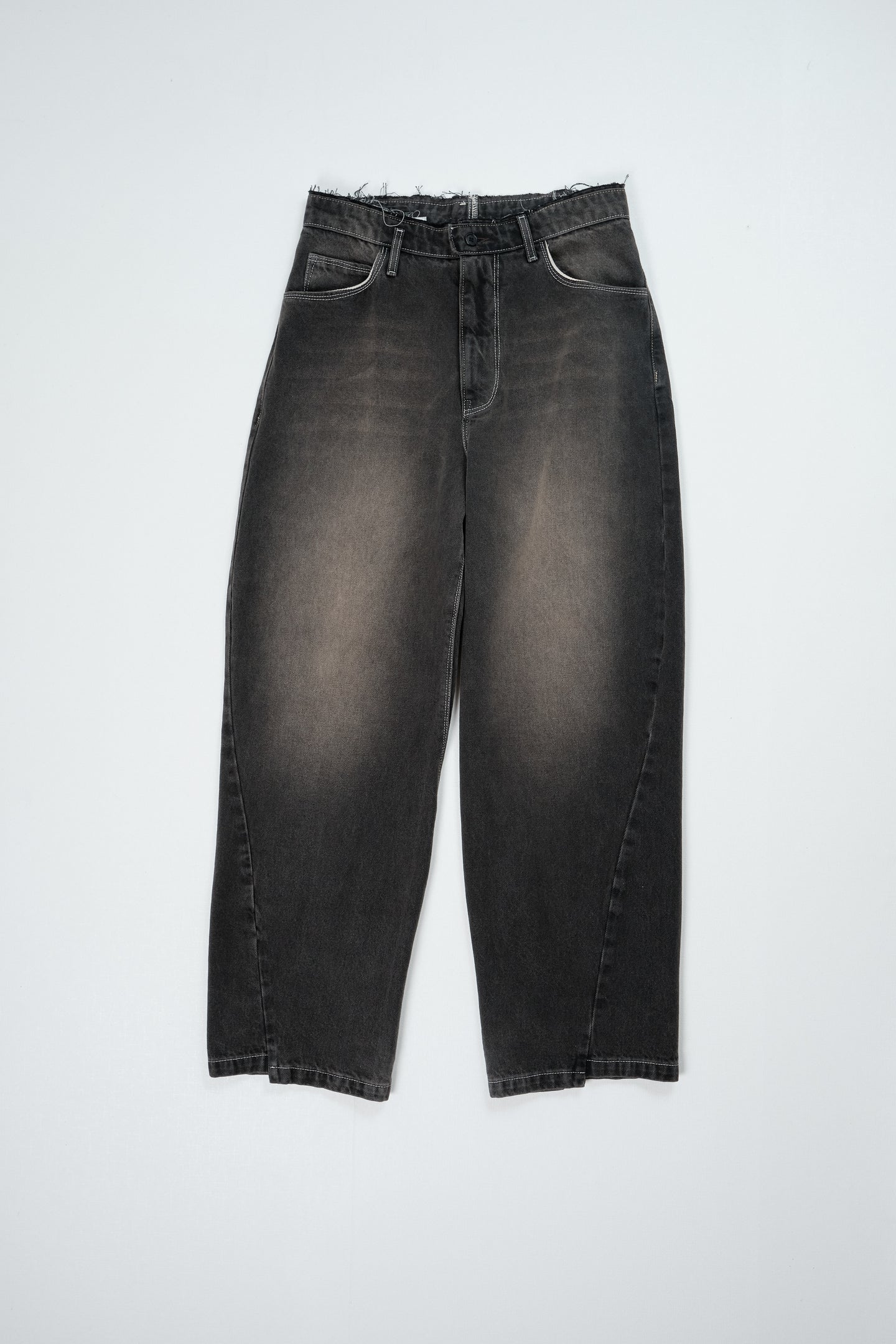 CF.22.15.01.01 WOBBLY JEANS denim faded brown
