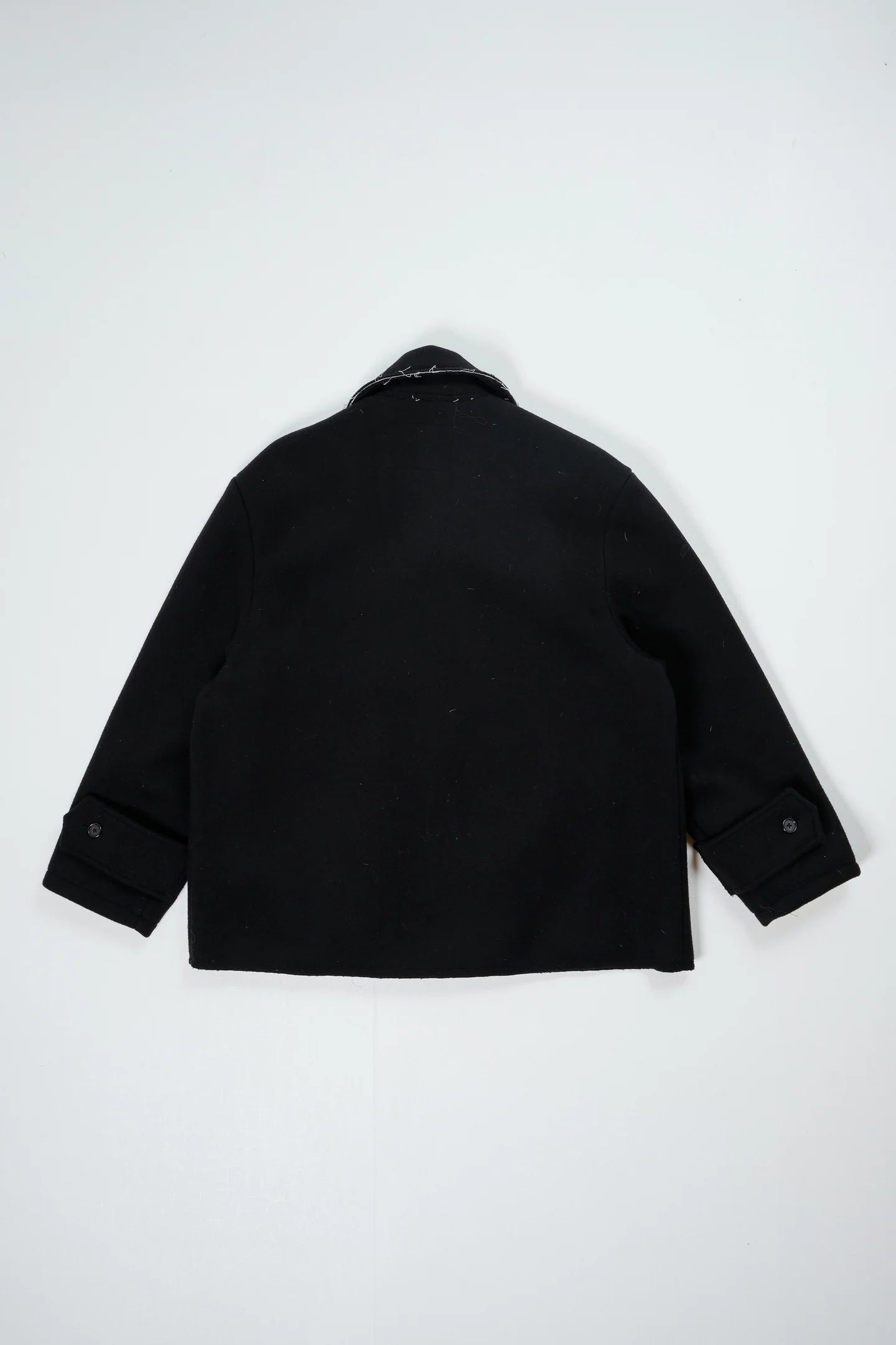 CF.22.10.06.01 PEACOAT SHORT wool felt black