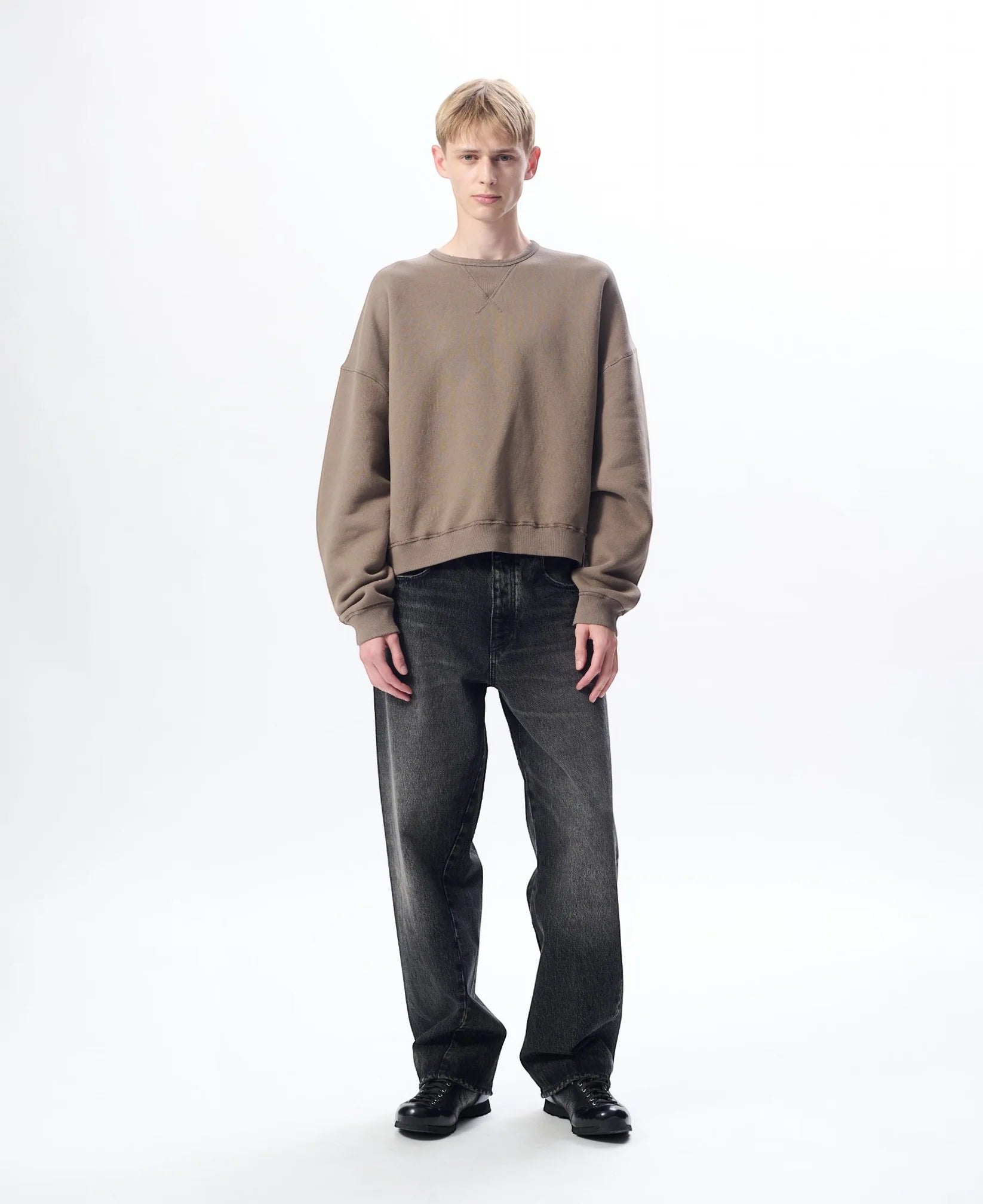 CREW SWEAT - 160 BROWN WASHED