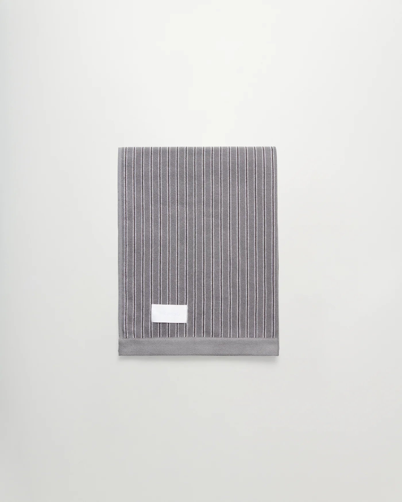Wall Street bath towel - stripe dark grey