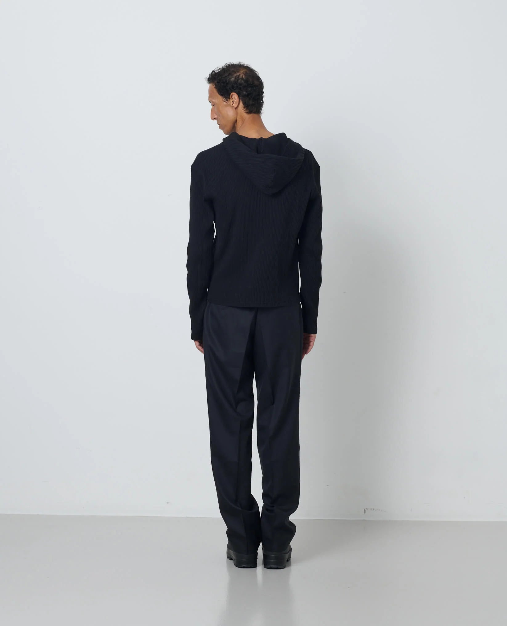 RIB ZIP SWEAT - 999 BLACK
