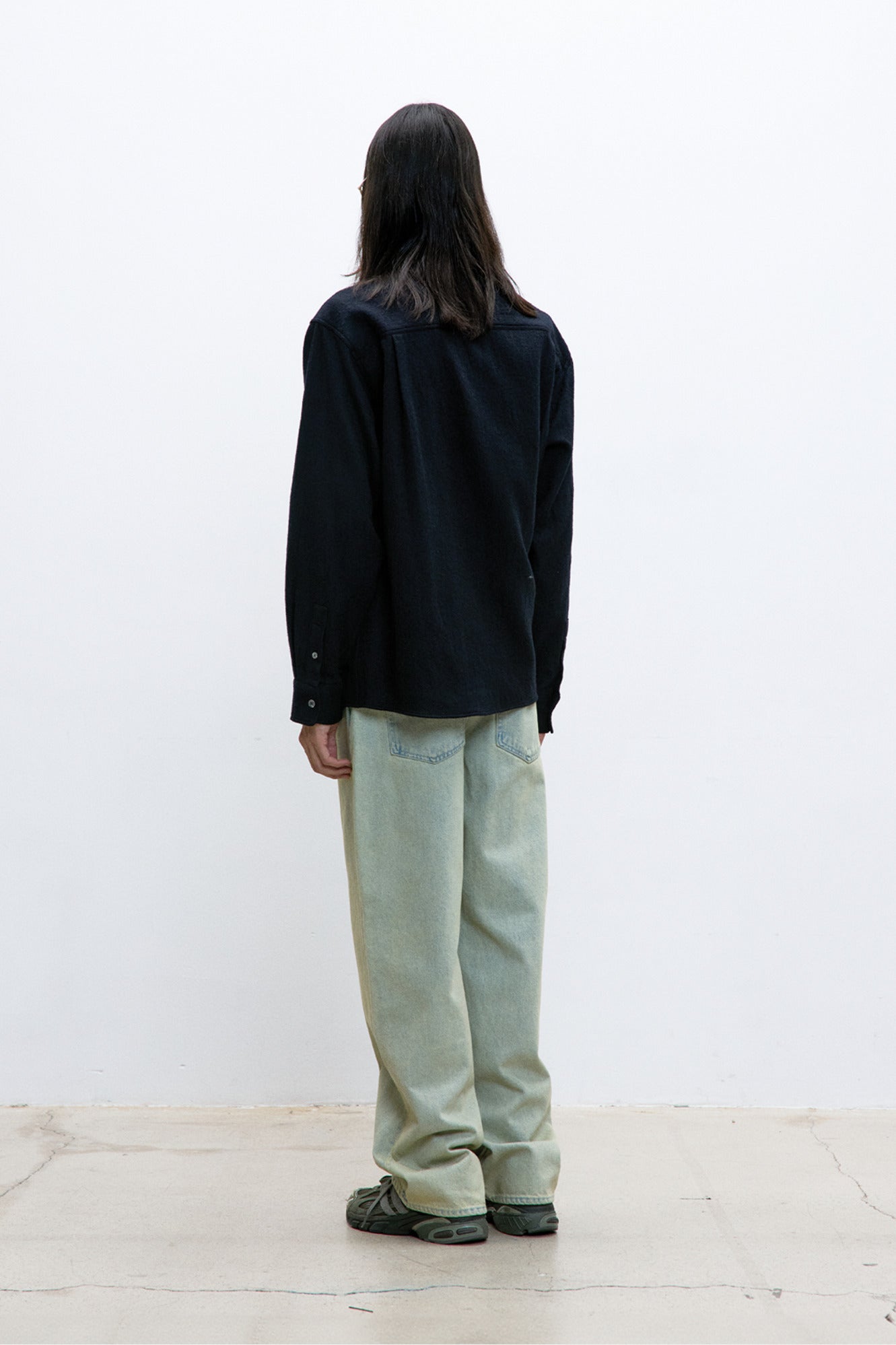Relaxed-Fit Tinted Jeans (Light Blue)